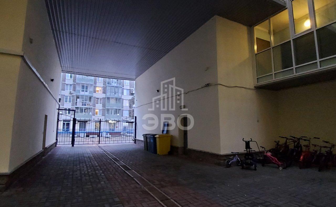 четырехкомнатная квартира в Санкт-Петербурге по адресу: Морская наб., 21, к 1