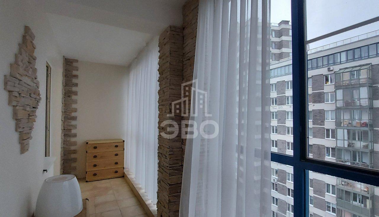 четырехкомнатная квартира в Санкт-Петербурге по адресу: Морская наб., 21, к 1