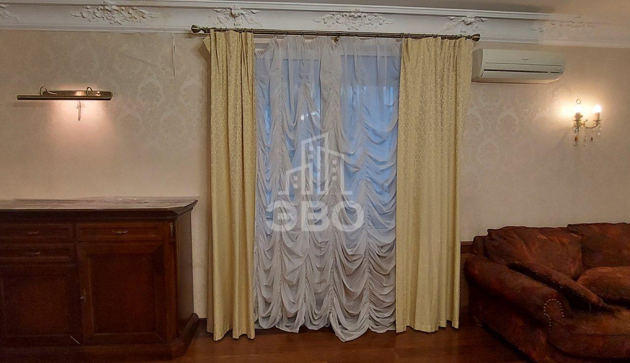 четырехкомнатная квартира в Санкт-Петербурге по адресу: Морская наб., 21, к 1