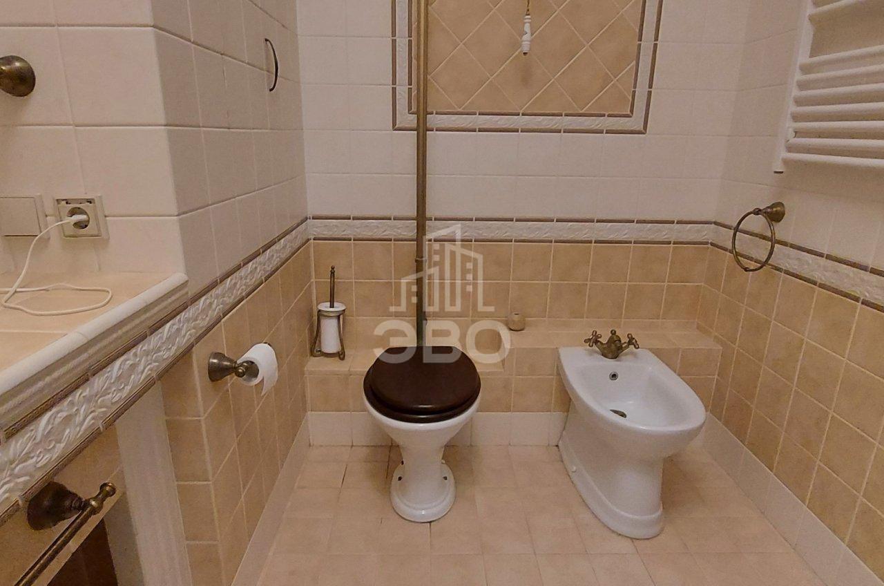 четырехкомнатная квартира в Санкт-Петербурге по адресу: Морская наб., 21, к 1