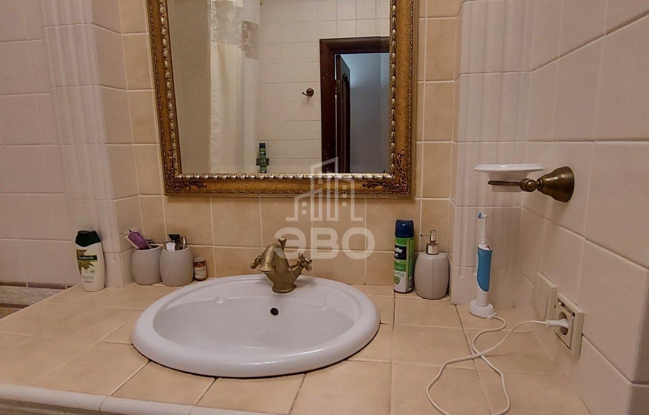 четырехкомнатная квартира в Санкт-Петербурге по адресу: Морская наб., 21, к 1