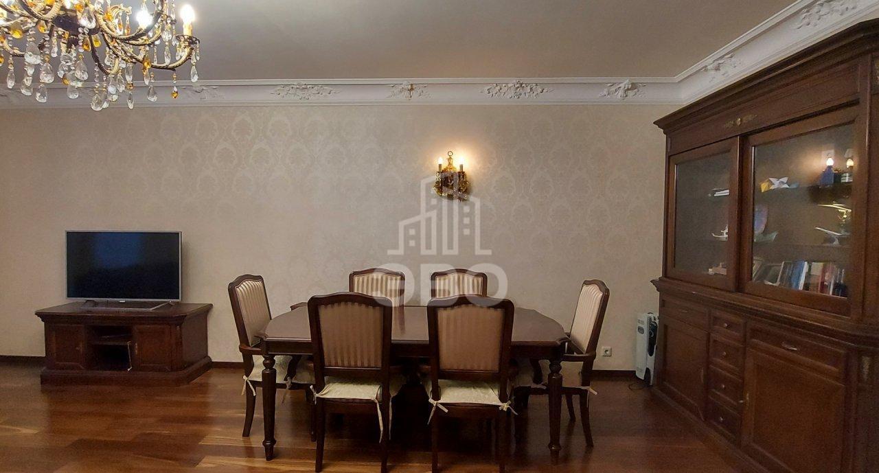 четырехкомнатная квартира в Санкт-Петербурге по адресу: Морская наб., 21, к 1