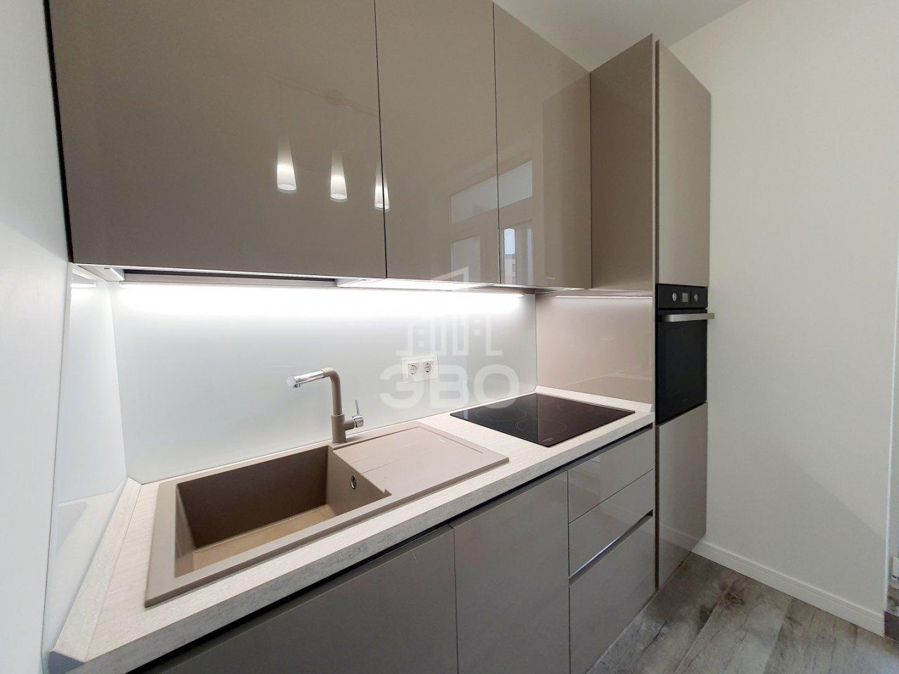 однокомнатная квартира в Санкт-Петербурге по адресу: Маршала Блюхера проспект, 9, к 2