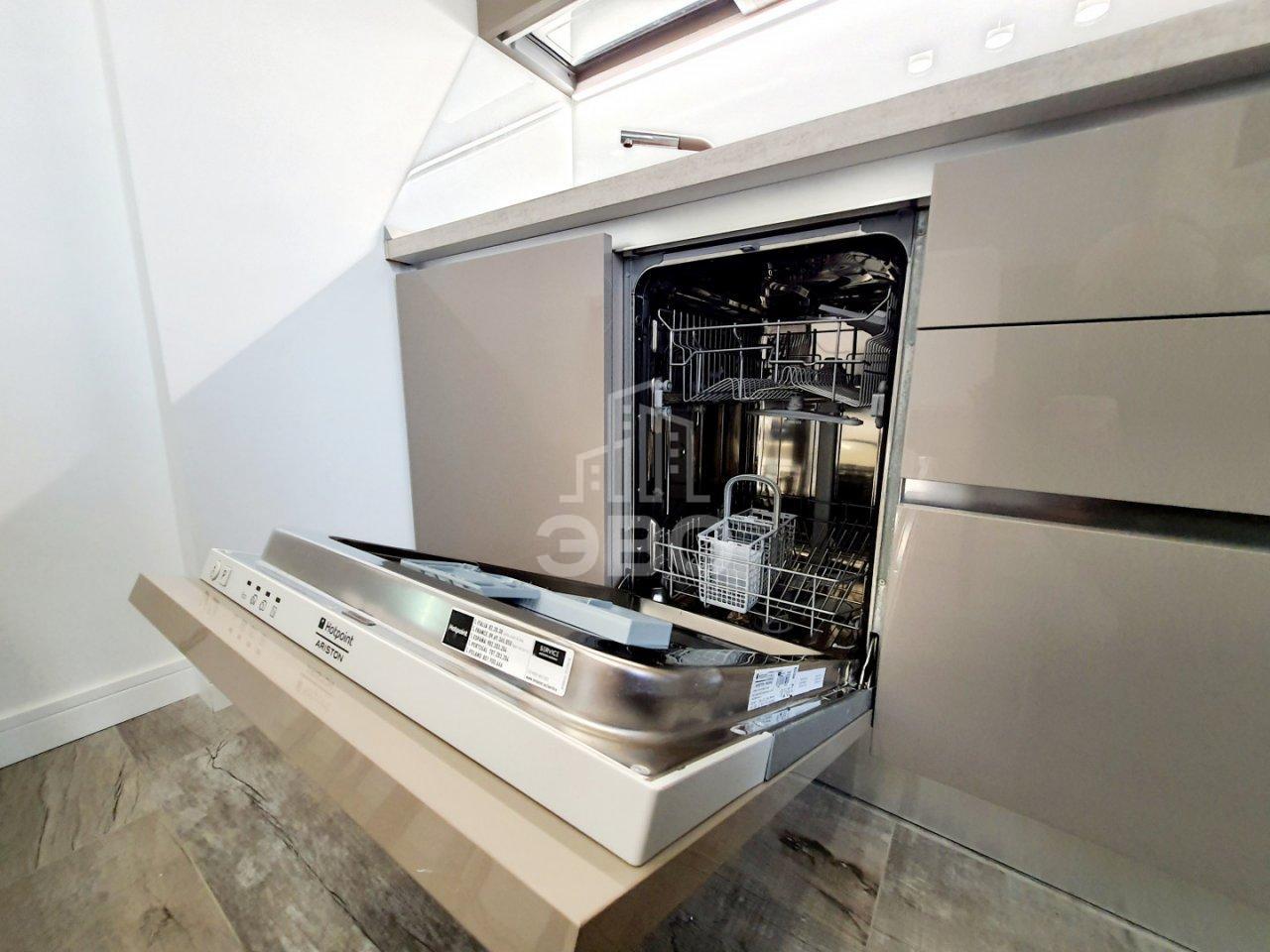 однокомнатная квартира в Санкт-Петербурге по адресу: Маршала Блюхера проспект, 9, к 2