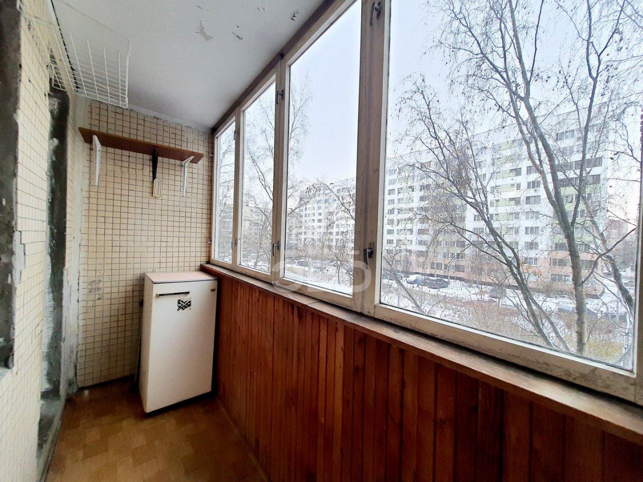 трехкомнатная квартира в Санкт-Петербурге по адресу: Олеко Дундича ул., 25, к 2