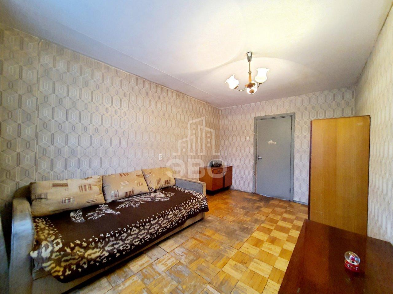 трехкомнатная квартира в Санкт-Петербурге по адресу: Олеко Дундича ул., 25, к 2