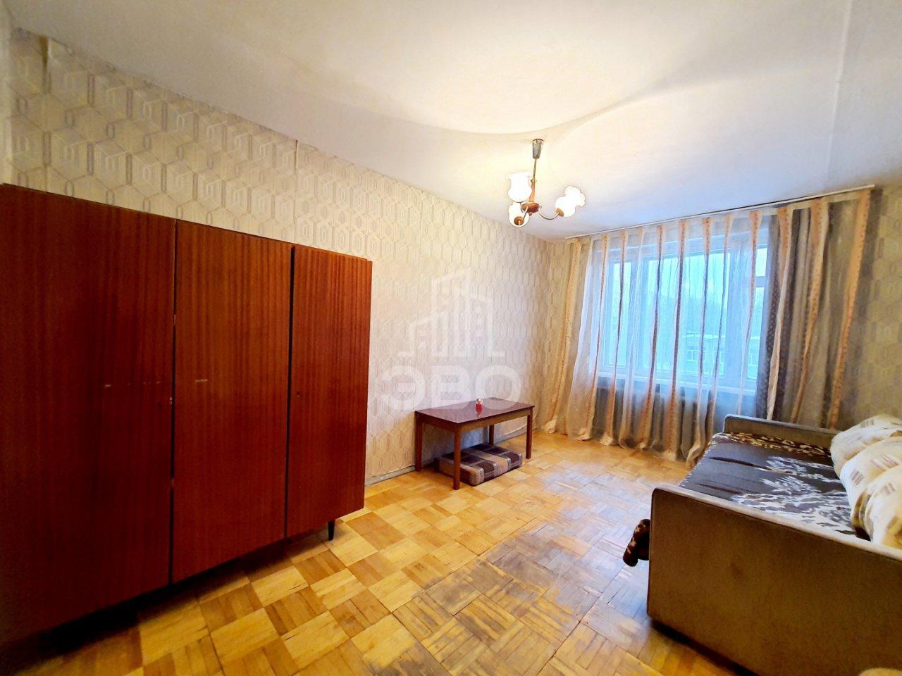 трехкомнатная квартира в Санкт-Петербурге по адресу: Олеко Дундича ул., 25, к 2