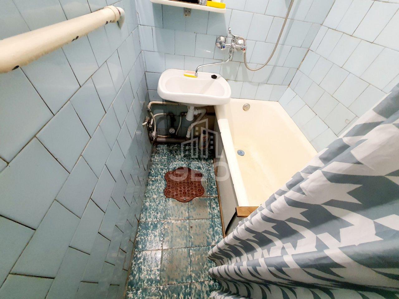 трехкомнатная квартира в Санкт-Петербурге по адресу: Олеко Дундича ул., 25, к 2