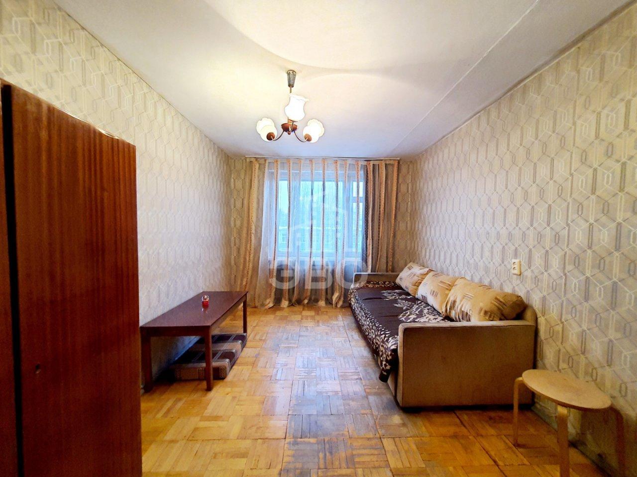 трехкомнатная квартира в Санкт-Петербурге по адресу: Олеко Дундича ул., 25, к 2