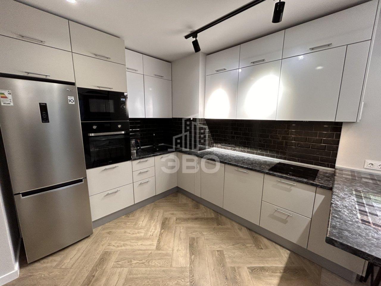 однокомнатная квартира в Санкт-Петербурге по адресу: Полевая Сабировская ул., 45