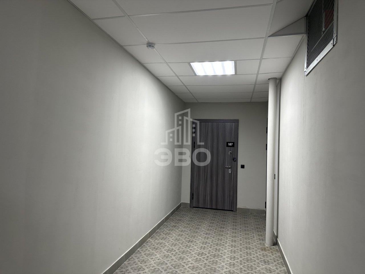 двухкомнатная квартира в Санкт-Петербурге по адресу: Современников ул., 17/1