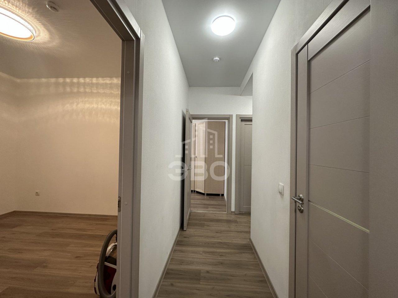 двухкомнатная квартира в Санкт-Петербурге по адресу: Современников ул., 17/1