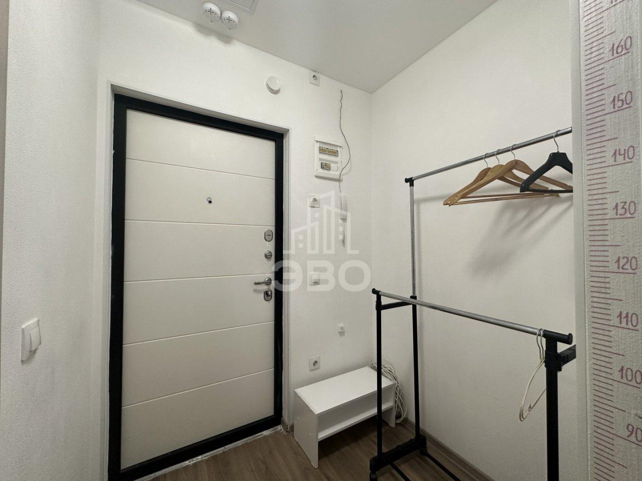 двухкомнатная квартира в Санкт-Петербурге по адресу: Современников ул., 17/1