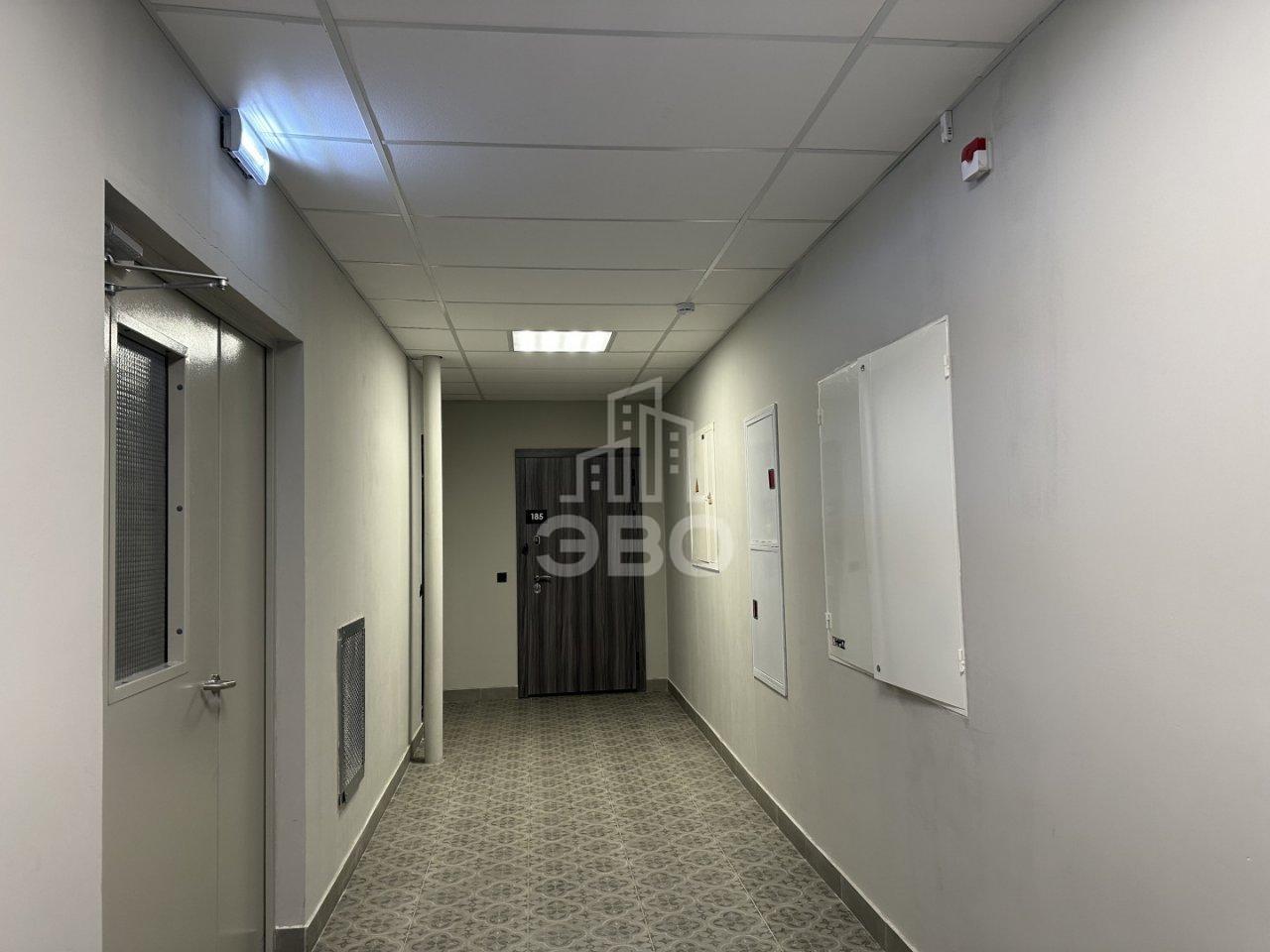 двухкомнатная квартира в Санкт-Петербурге по адресу: Современников ул., 17/1