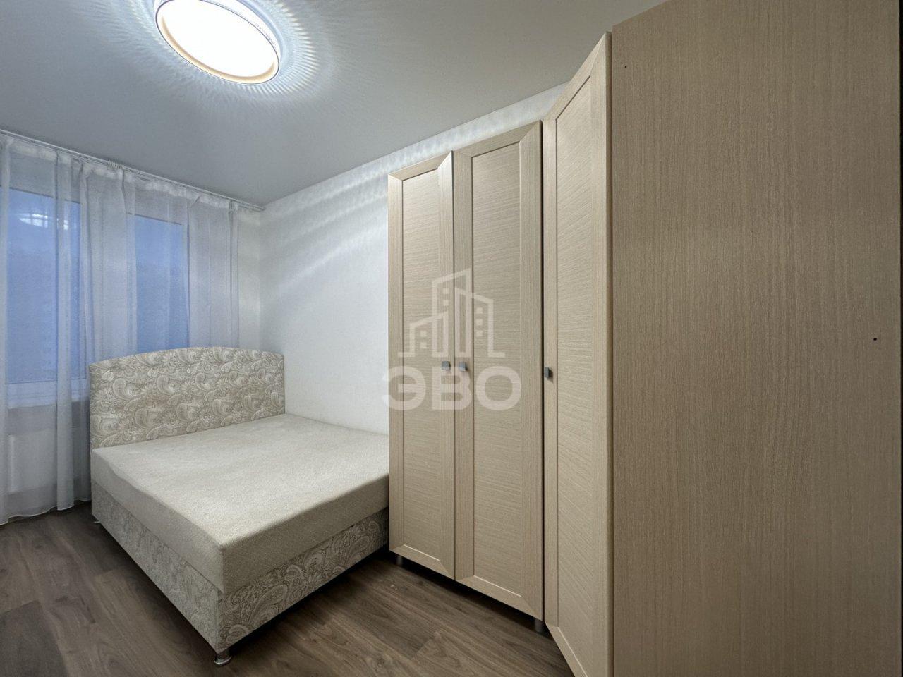 двухкомнатная квартира в Санкт-Петербурге по адресу: Современников ул., 17/1