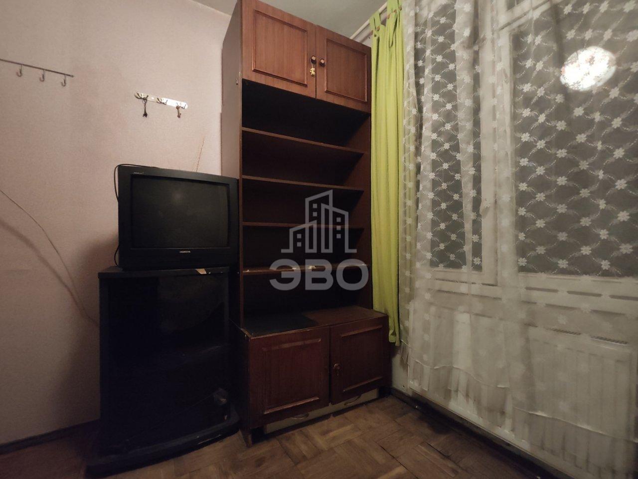 комната в Санкт-Петербурге по адресу: Лёни Голикова ул., 28