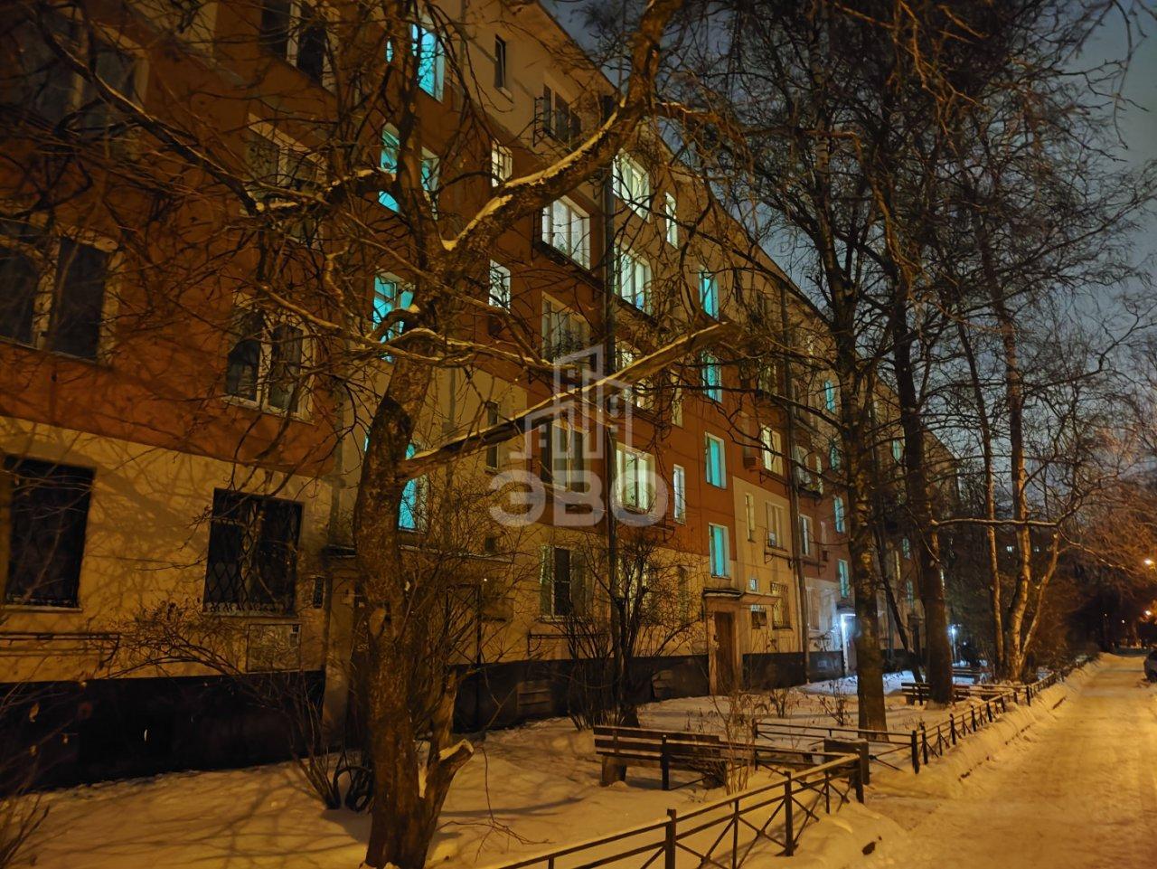 комната в Санкт-Петербурге по адресу: Лёни Голикова ул., 28