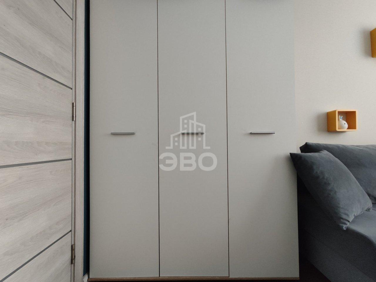 трехкомнатная квартира в Санкт-Петербурге по адресу: Красносельское ш., 6