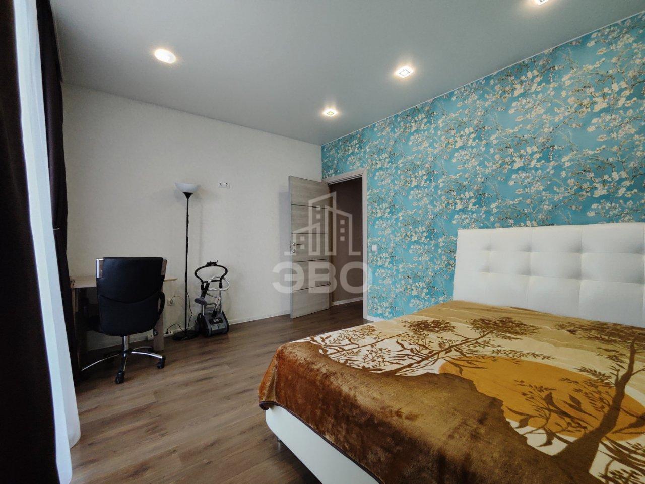 трехкомнатная квартира в Санкт-Петербурге по адресу: Красносельское ш., 6