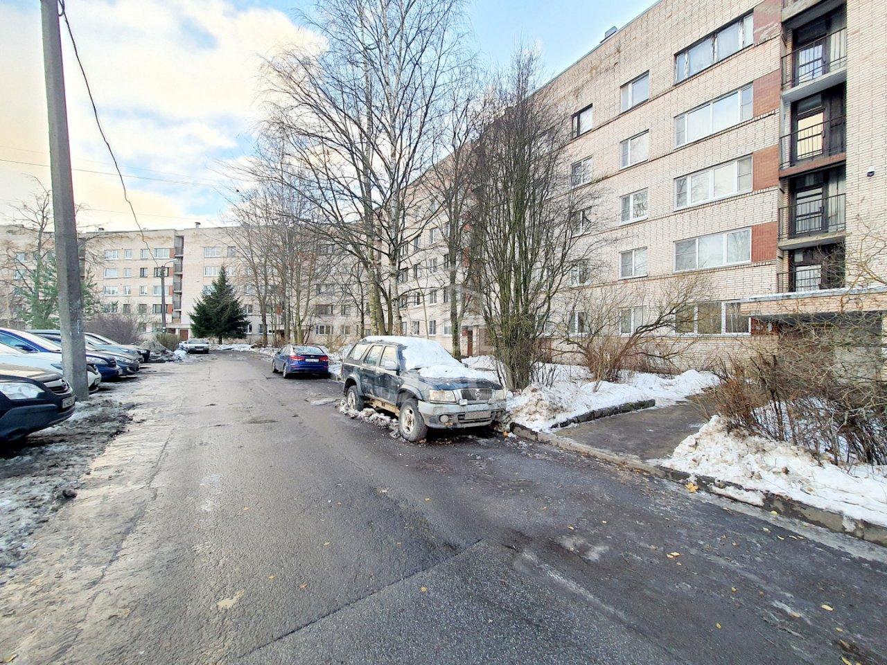 комната в Санкт-Петербурге по адресу: Генерала Хазова ул., 16