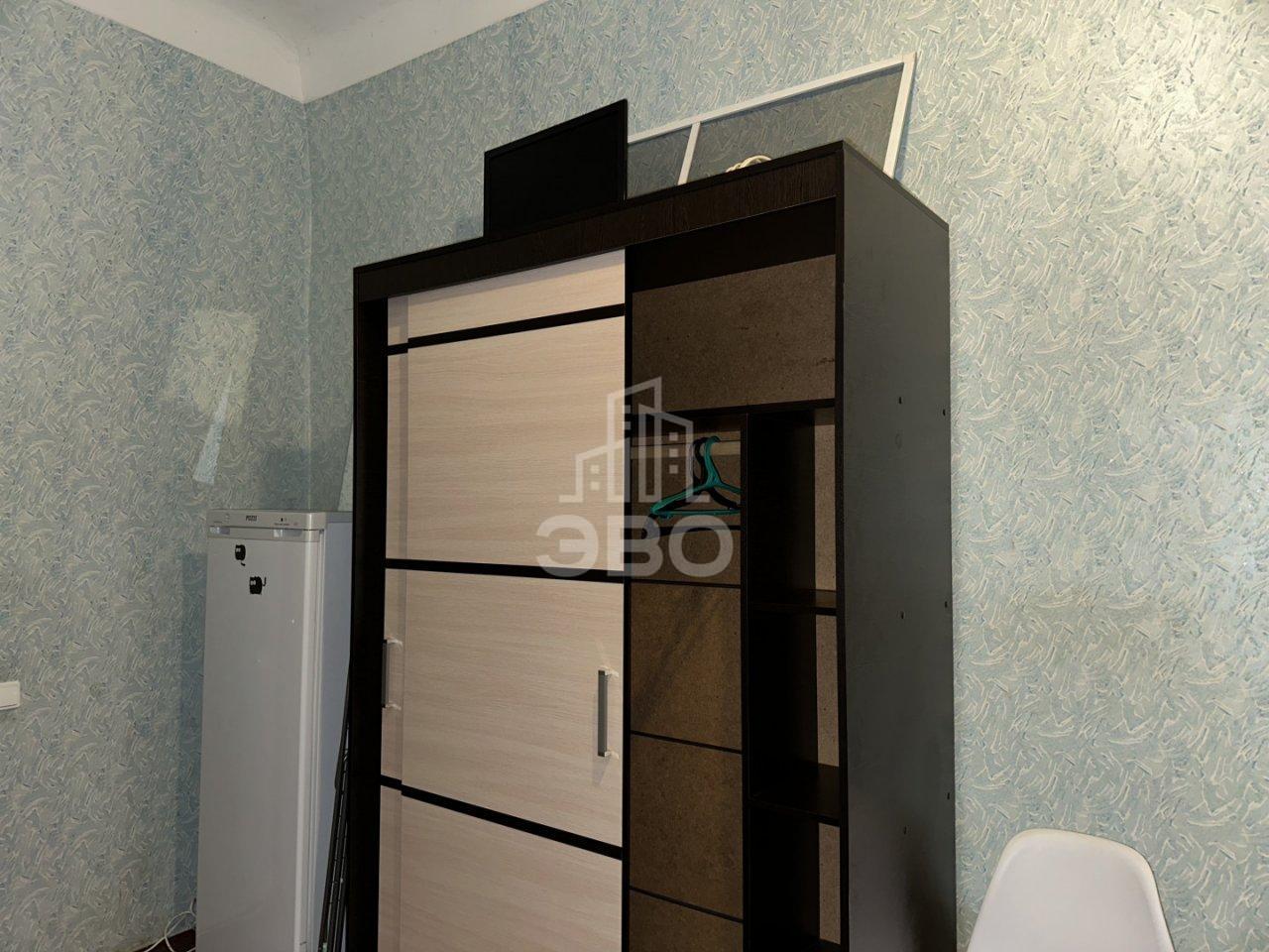 комната в Санкт-Петербурге по адресу: Старо-Петергофский проспект, 37