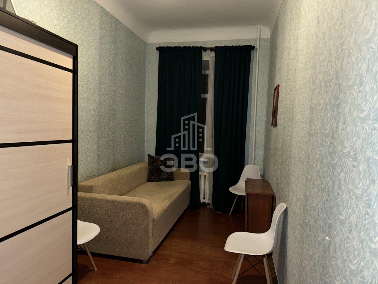 комната в Санкт-Петербурге по адресу: Старо-Петергофский проспект, 37