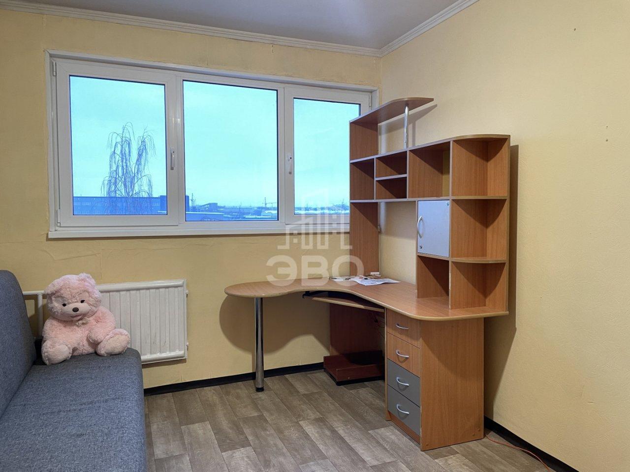 трехкомнатная квартира в Санкт-Петербурге по адресу: Придорожная аллея, 9, к 1