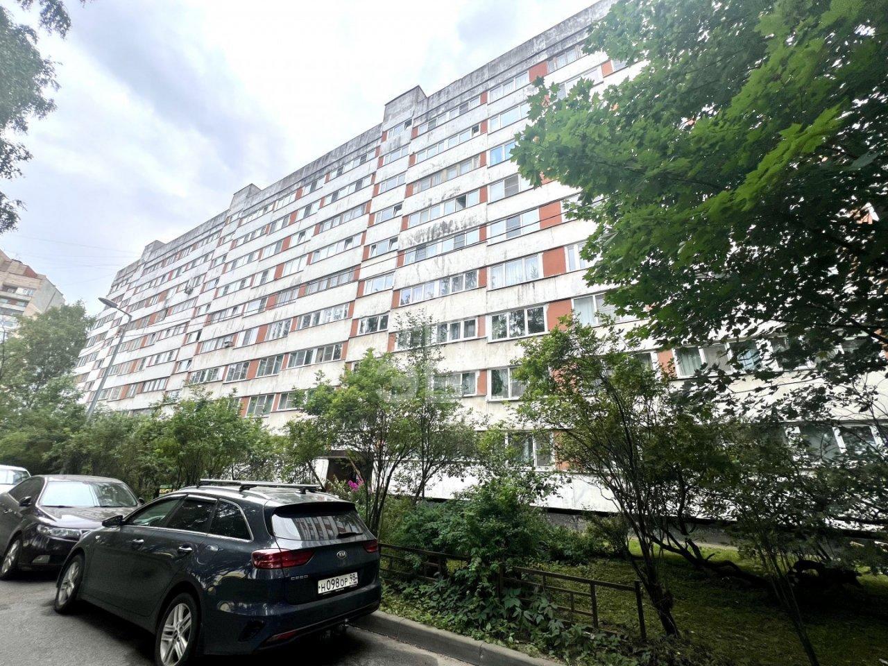 трехкомнатная квартира в Санкт-Петербурге по адресу: Придорожная аллея, 9, к 1