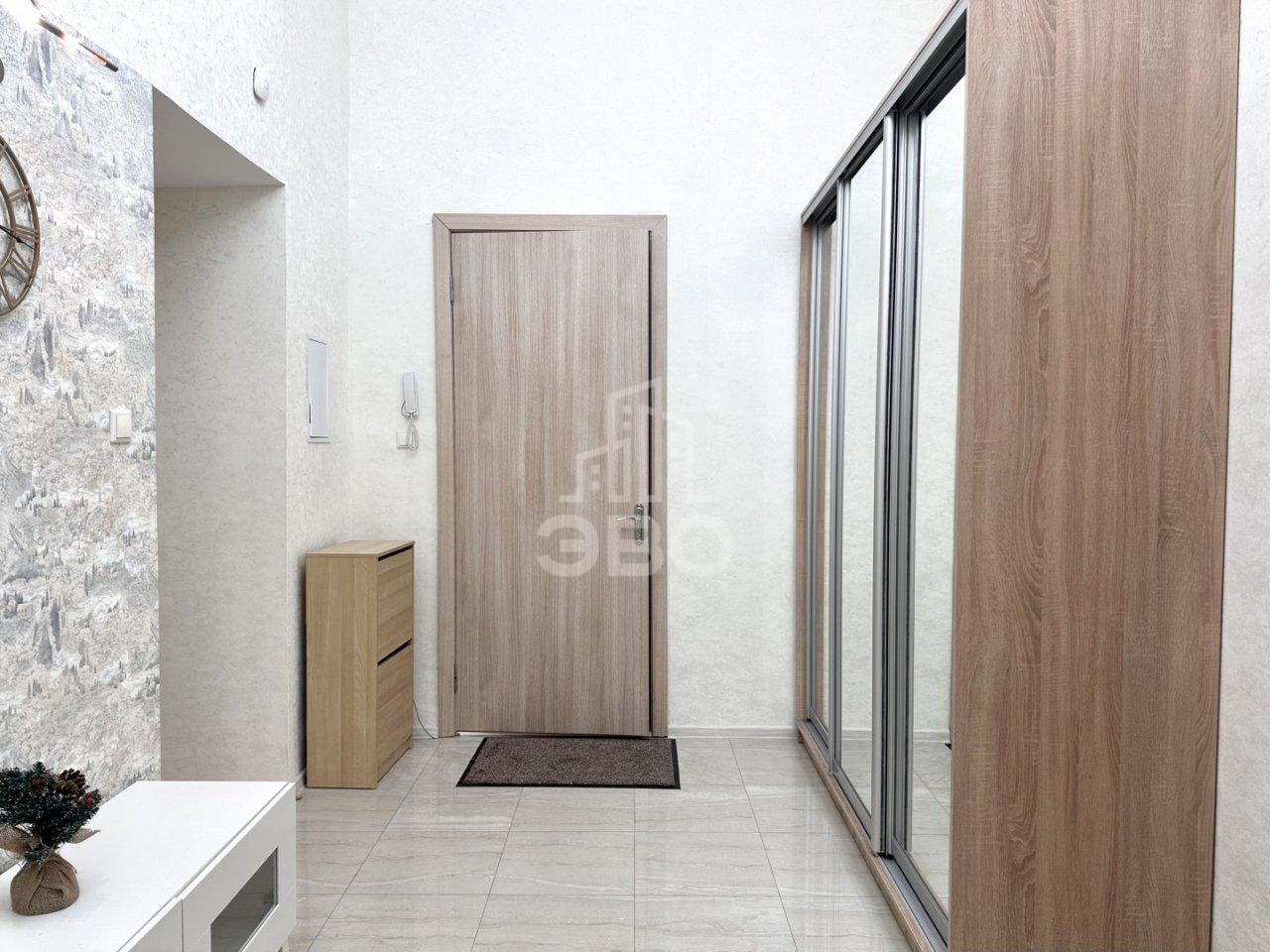 трехкомнатная квартира в Санкт-Петербурге по адресу: Моховая ул., 22