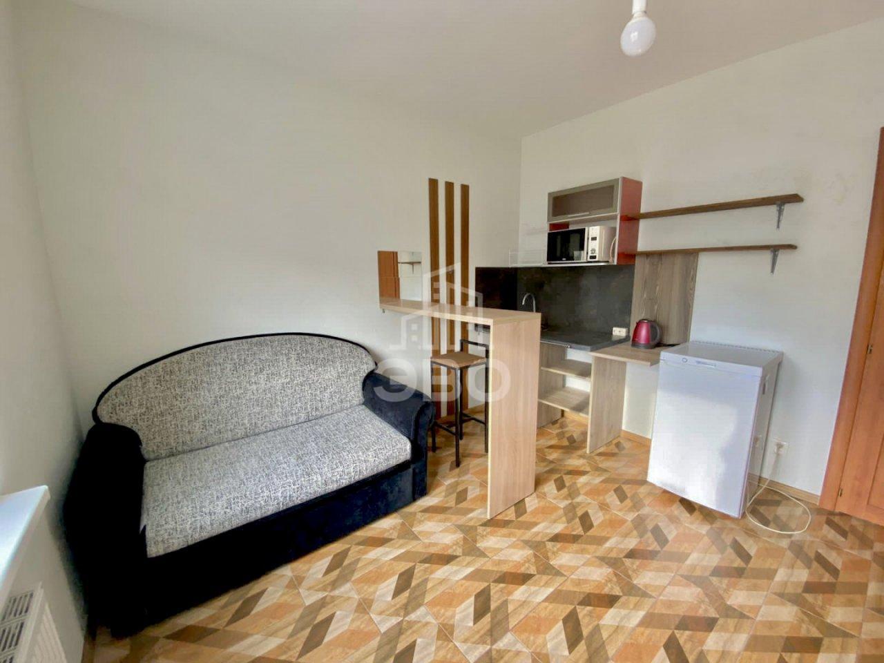 комната в Санкт-Петербурге по адресу: Ручьевский проспект, 3, к 1