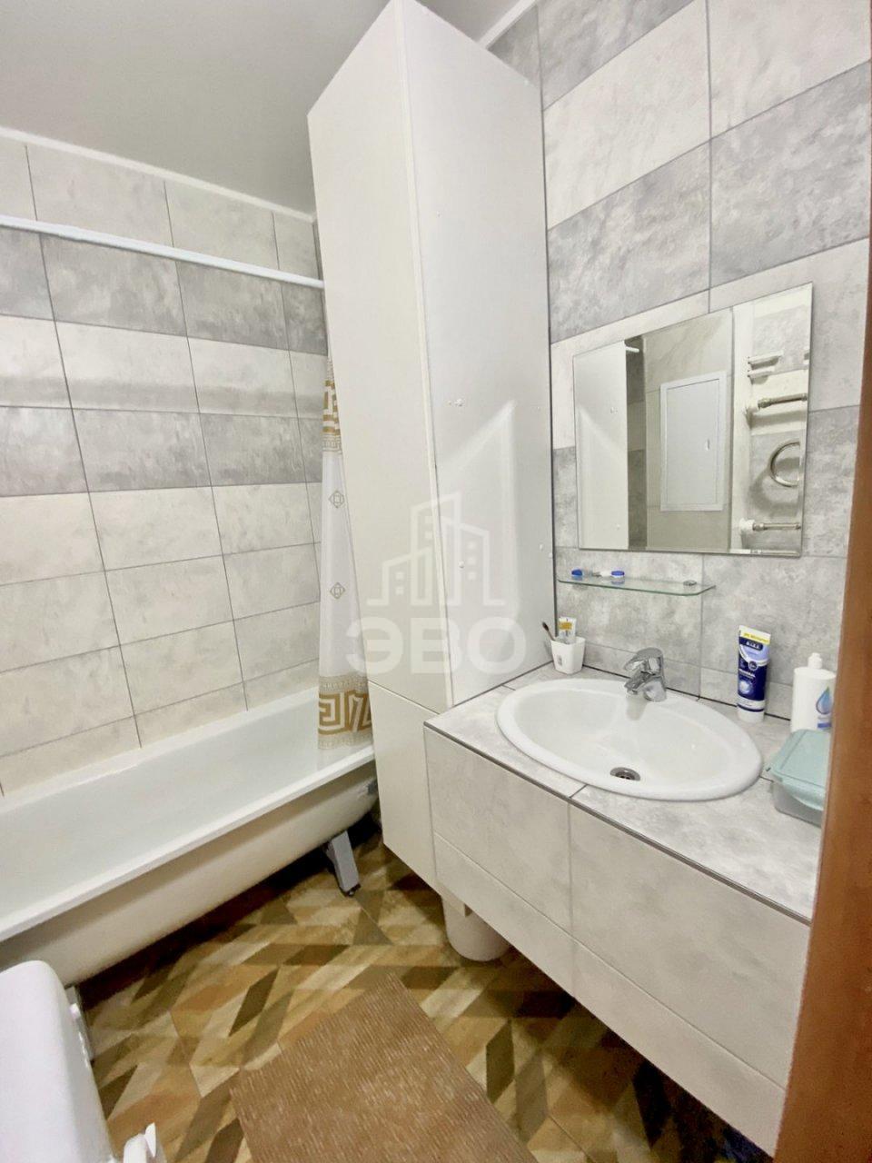 комната в Санкт-Петербурге по адресу: Ручьевский проспект, 3, к 1