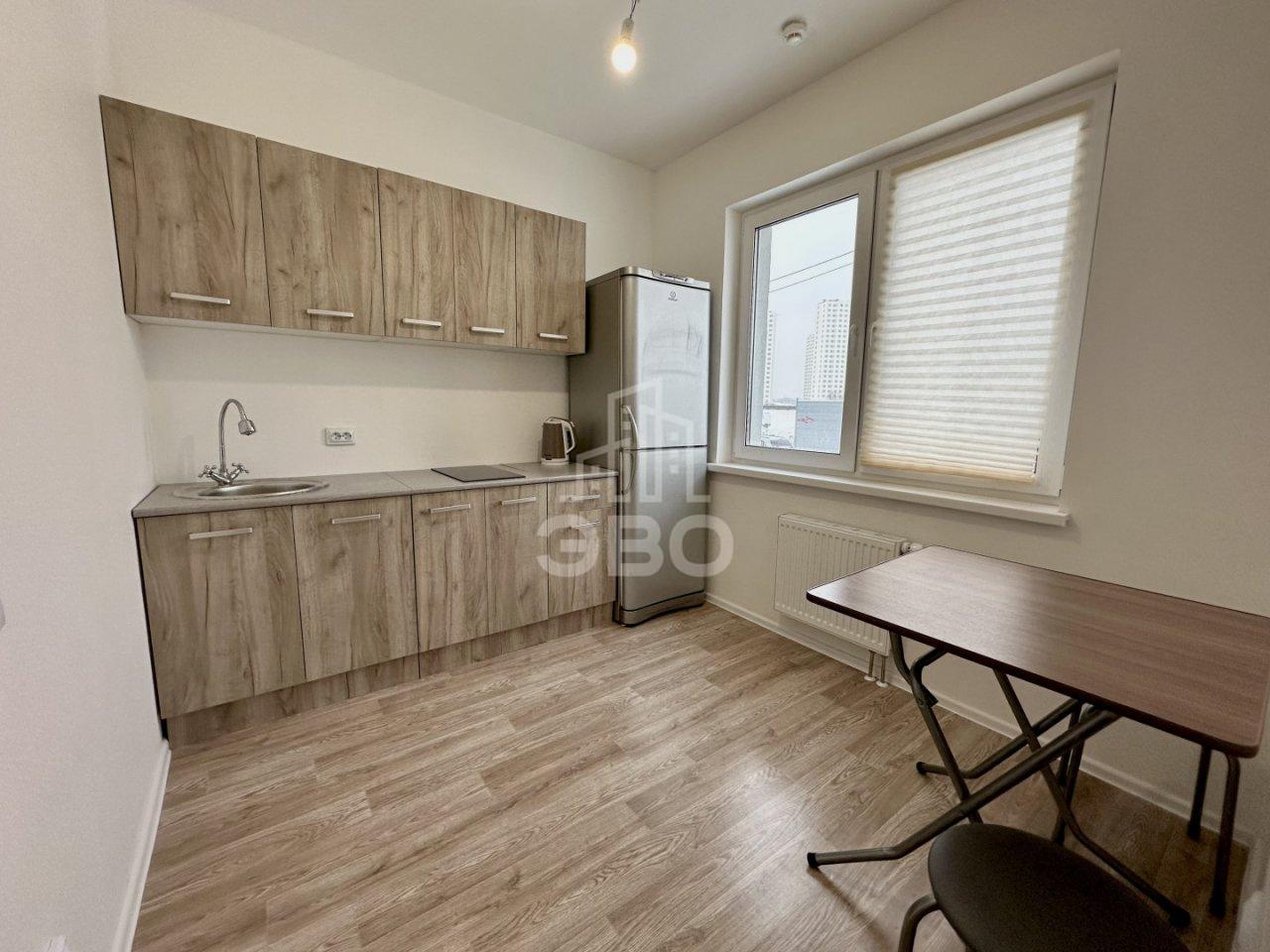 двухкомнатная квартира в Санкт-Петербурге по адресу: Чарушинская ул., 26, к 1