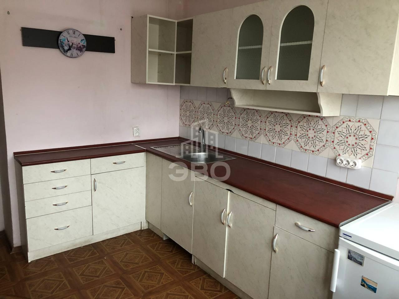 однокомнатная квартира в Санкт-Петербурге по адресу: Большевиков проспект, 33, к 1, литера А