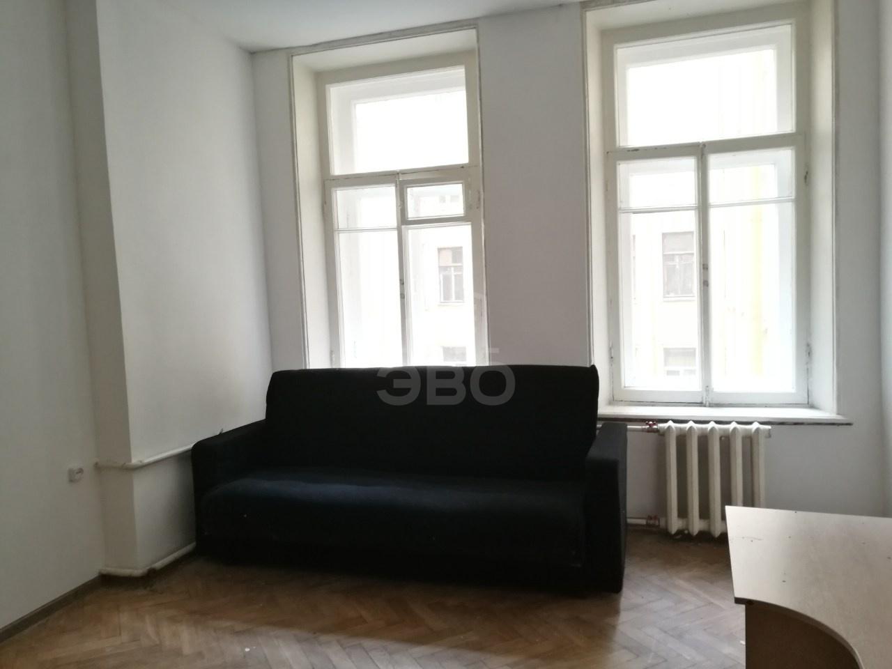 комната в Санкт-Петербурге по адресу: 18-я В.О. линия., 23