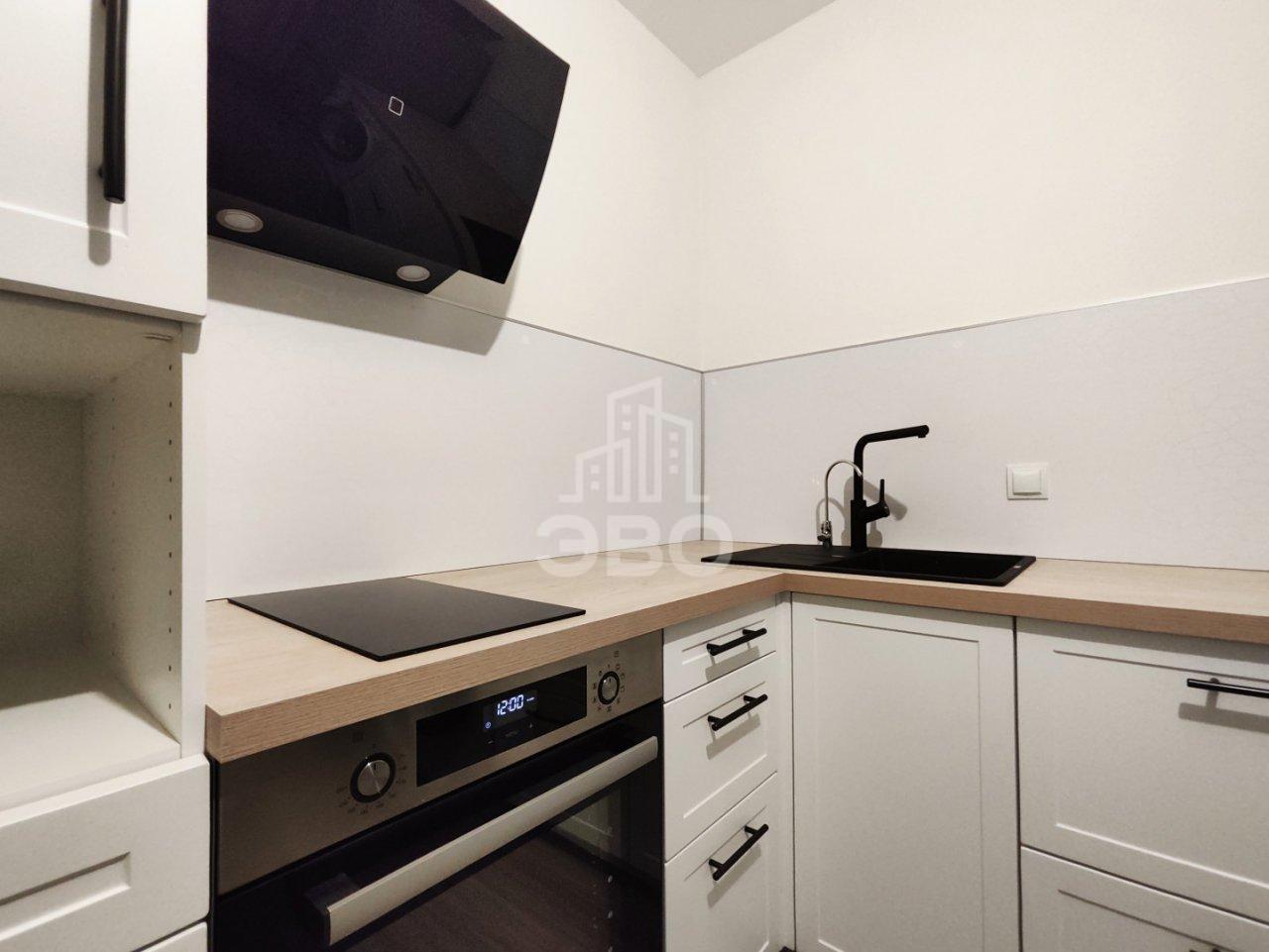 двухкомнатная квартира в Санкт-Петербурге по адресу: Ивинская ул., 9