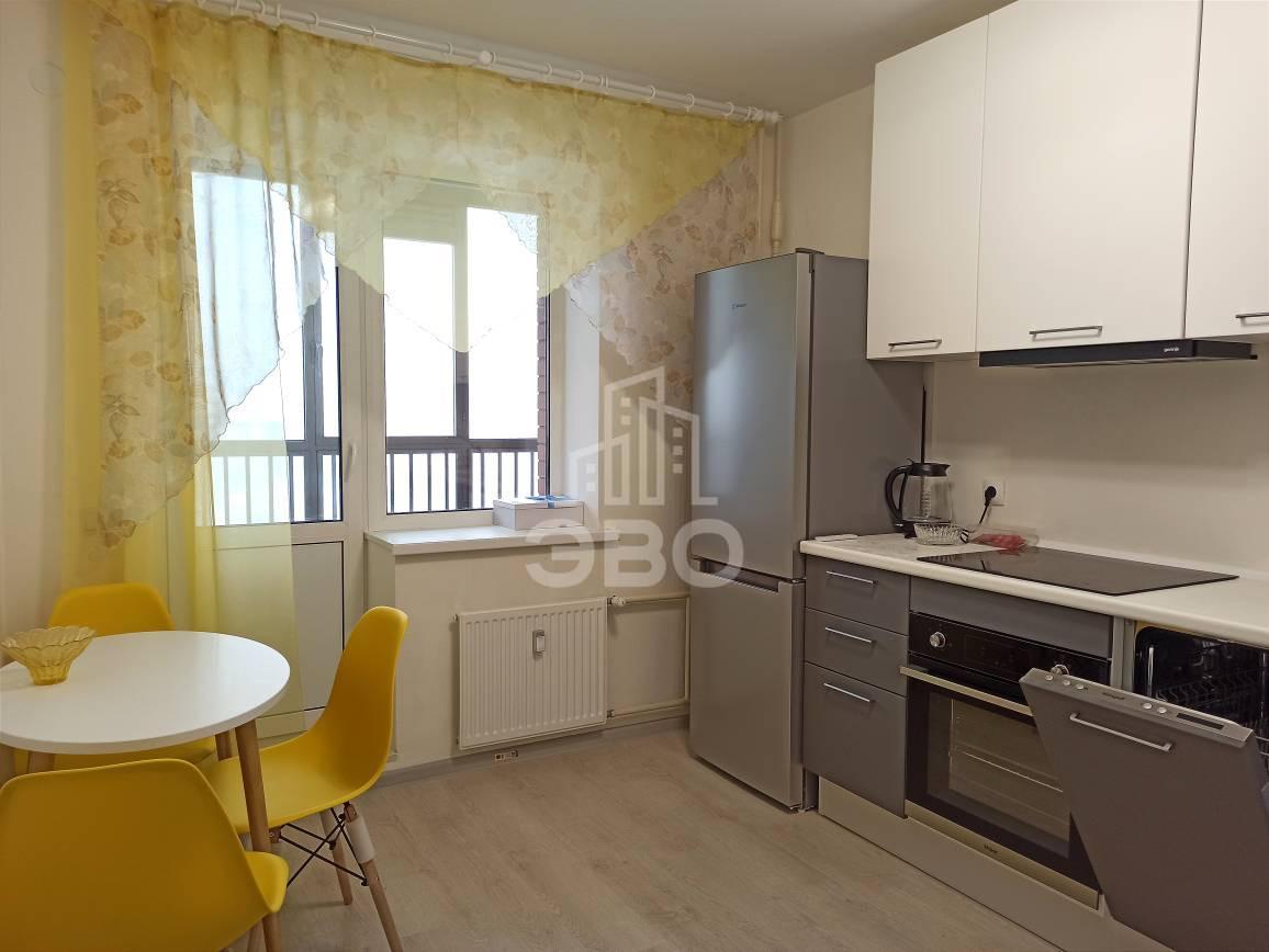 однокомнатная квартира в Санкт-Петербурге по адресу: Славянская ул., 8, строение 1