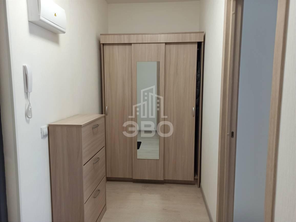 однокомнатная квартира в Санкт-Петербурге по адресу: Славянская ул., 8, строение 1