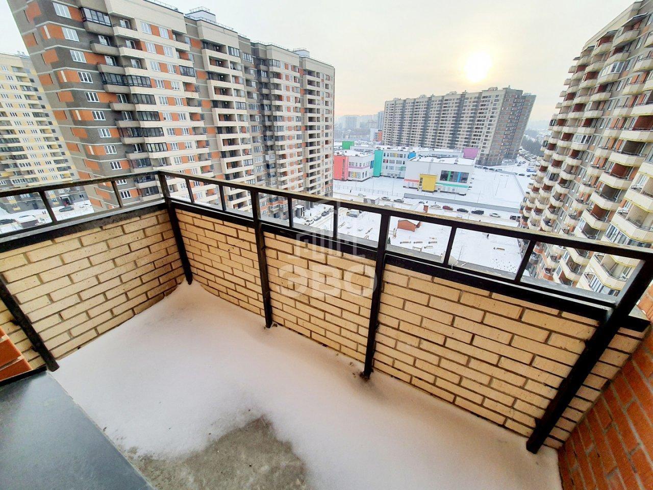 однокомнатная квартира в Санкт-Петербурге по адресу: Шоссе в Лаврики ул., 72, к 3