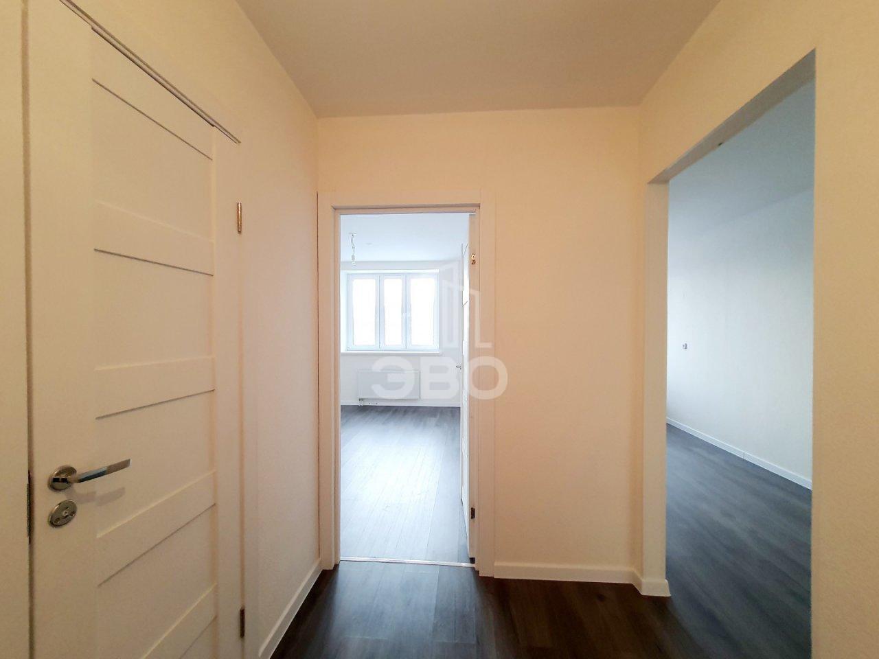 однокомнатная квартира в Санкт-Петербурге по адресу: Шоссе в Лаврики ул., 72, к 3