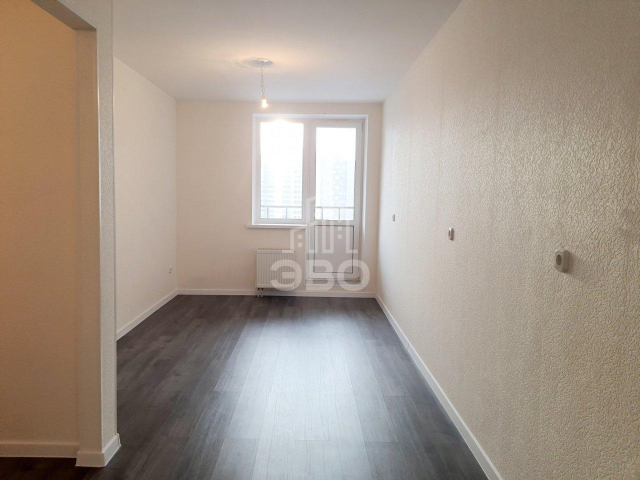 однокомнатная квартира в Санкт-Петербурге по адресу: Шоссе в Лаврики ул., 72, к 3