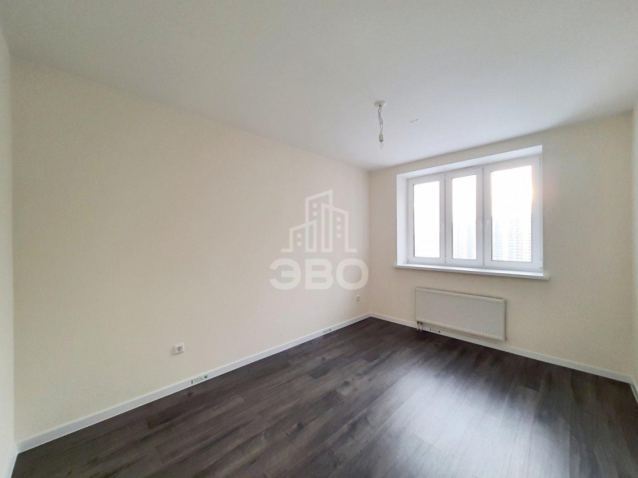 однокомнатная квартира в Санкт-Петербурге по адресу: Шоссе в Лаврики ул., 72, к 3