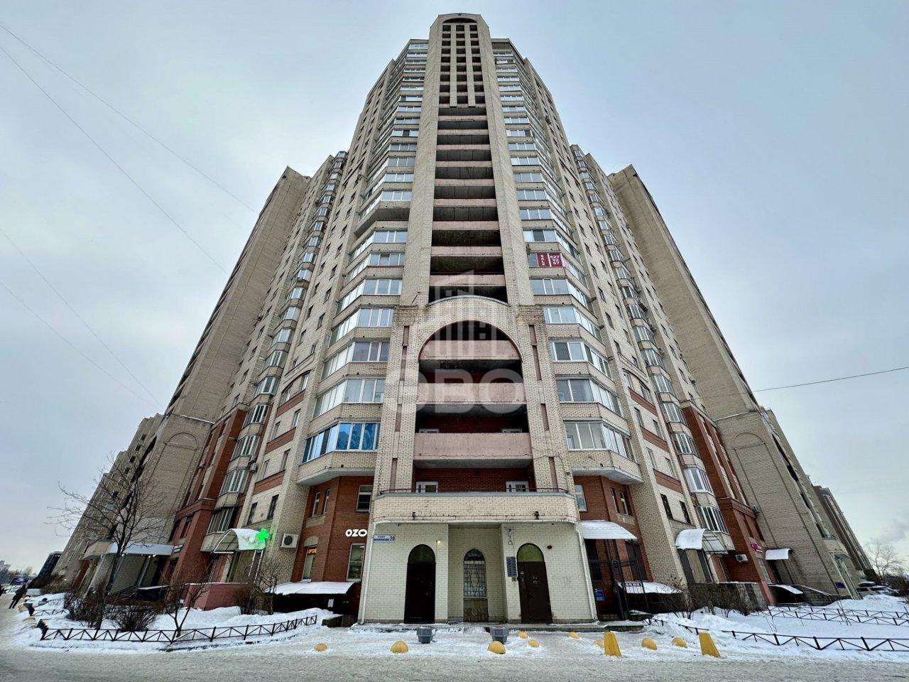 трехкомнатная квартира в Санкт-Петербурге по адресу: Коломяжский проспект, 20