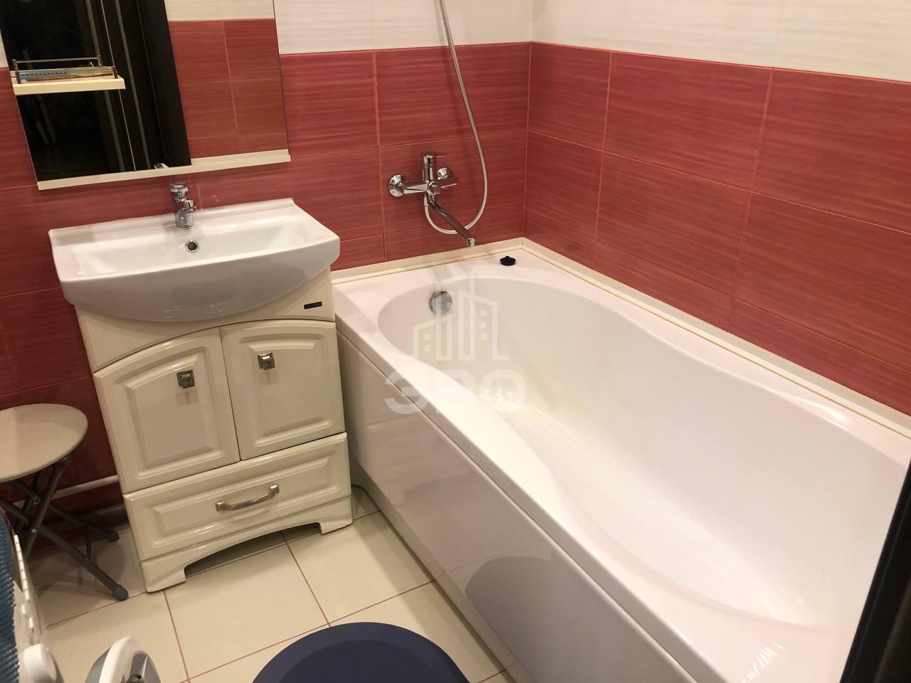 двухкомнатная квартира в Санкт-Петербурге по адресу: Маршала Казакова ул., 26