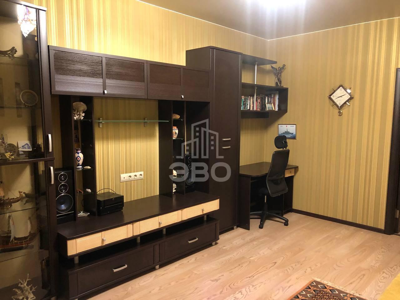 двухкомнатная квартира в Санкт-Петербурге по адресу: Маршала Казакова ул., 26