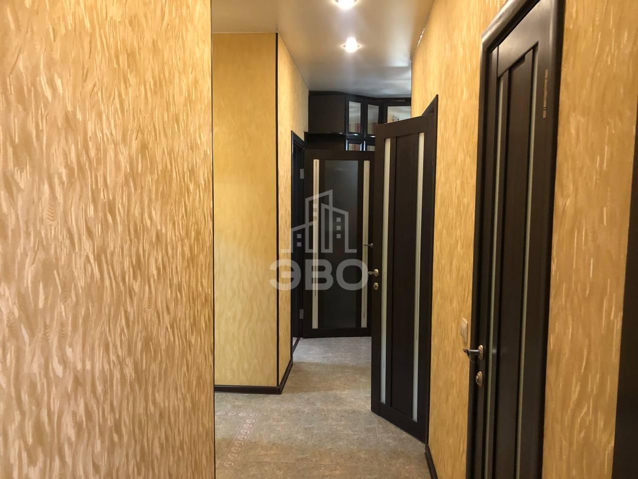 двухкомнатная квартира в Санкт-Петербурге по адресу: Маршала Казакова ул., 26