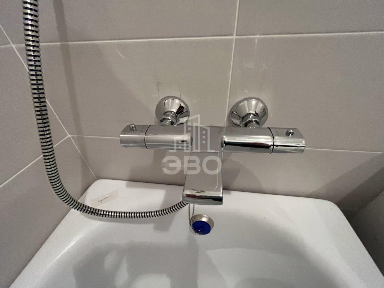 однокомнатная квартира в Санкт-Петербурге по адресу: Тихая ул., 3, к 2