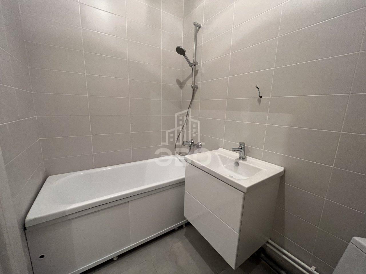 однокомнатная квартира в Санкт-Петербурге по адресу: Тихая ул., 3, к 2