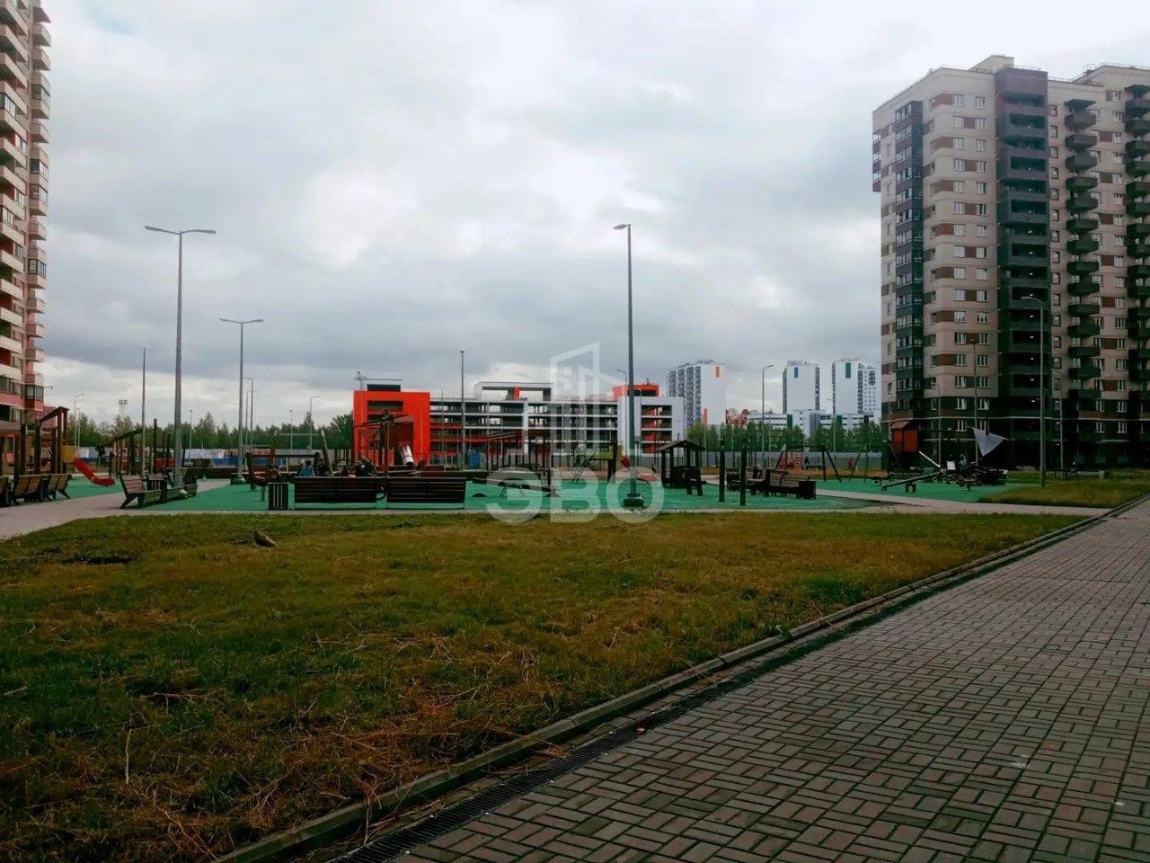 двухкомнатная квартира в Санкт-Петербурге по адресу: Шоссе в Лаврики ул., 64, к 3