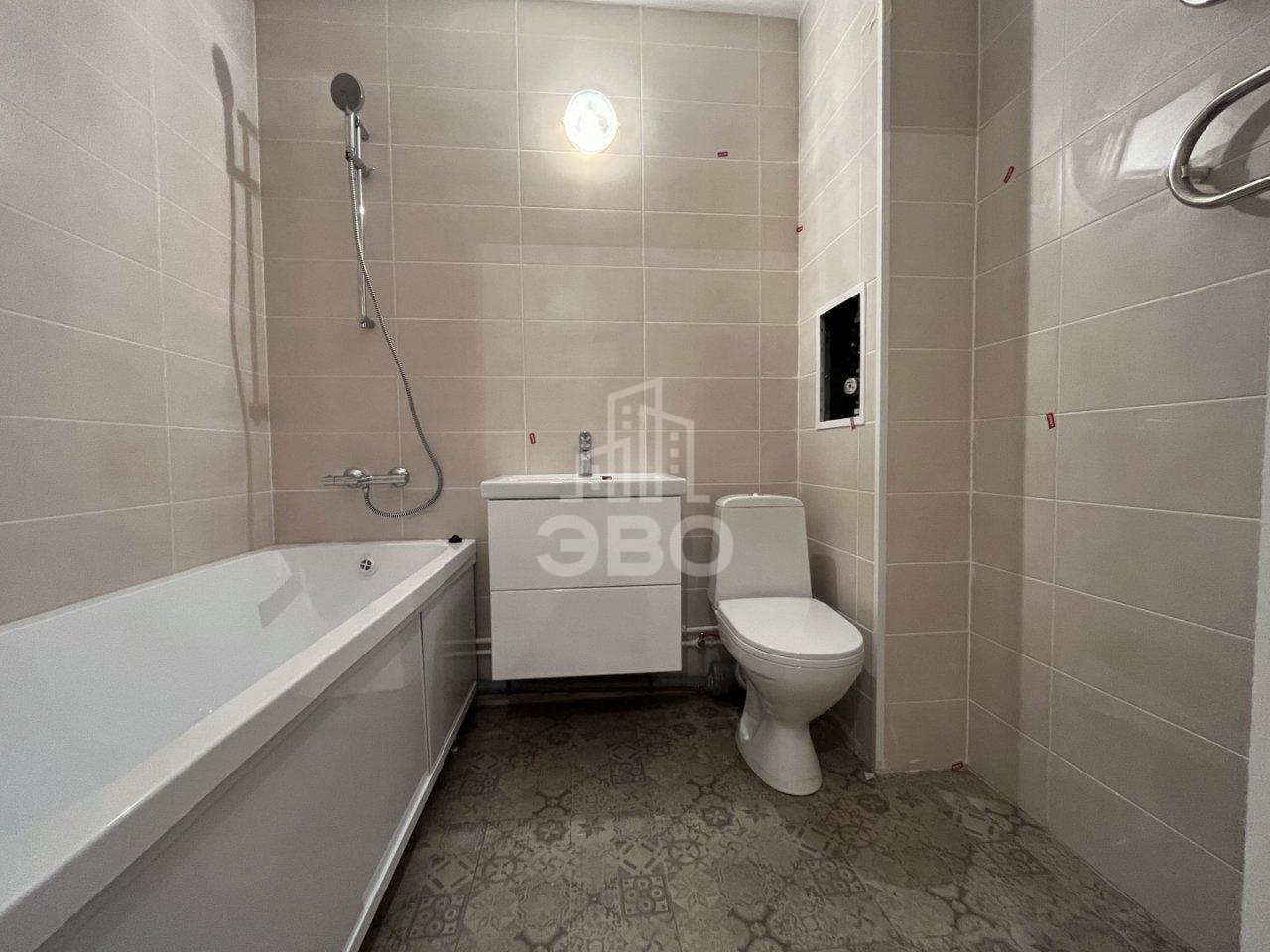 двухкомнатная квартира в Санкт-Петербурге по адресу: Шоссе в Лаврики ул., 64, к 3