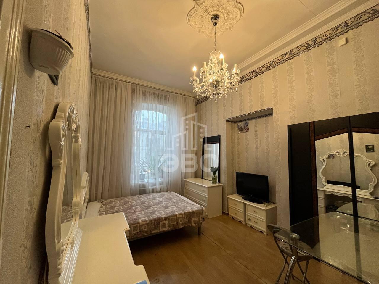 комната в Санкт-Петербурге по адресу: 1-я В.О. линия, 48